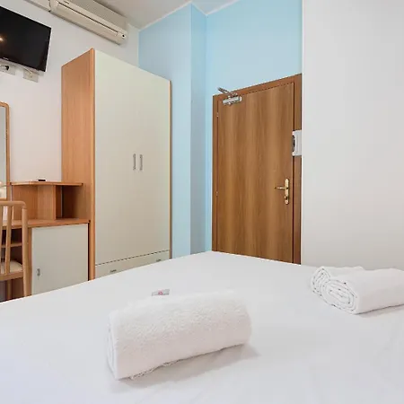 Hotel Blue Ribbon-2